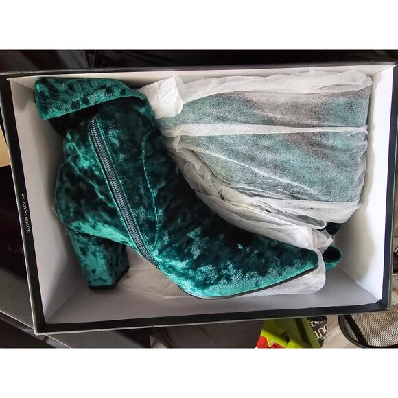 NWT Anthropologie's Silent D Nider Boots - Size 37 EU (6.5-7 US) - Picture 5 of 5